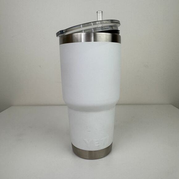 Yeti White Vacuum Insulated Stainless Steel Straw Lid Portable Stackable Tumbler - Picture 2 of 6